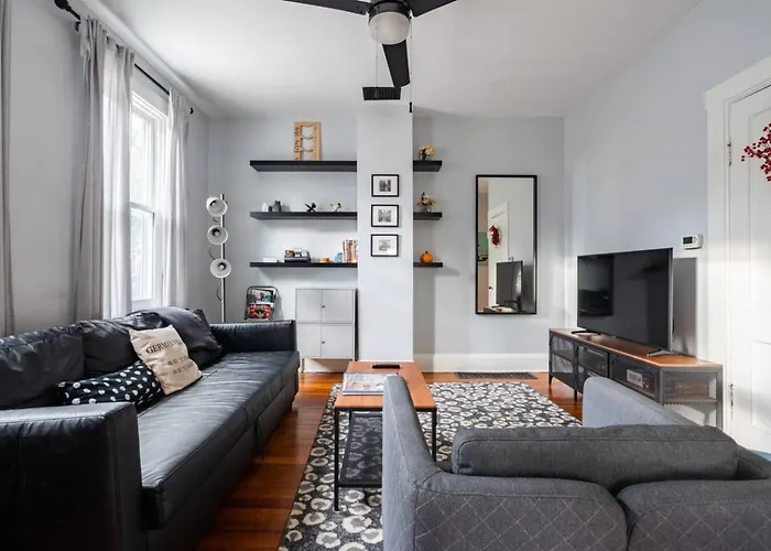 Historic Comfy German Village Haus Sleeps6petsok Columbus