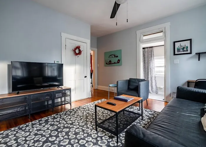 Сasa de vacaciones Historic Comfy German Village Haus Sleeps6petsok Columbus