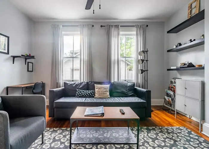 Historic Comfy German Village Haus Sleeps6petsok Columbus