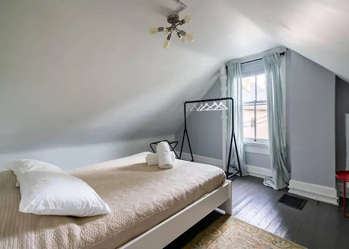 Сasa de vacaciones Historic Comfy German Village Haus Sleeps6petsok