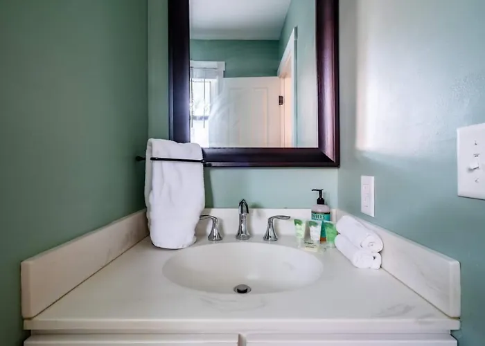 Historic Comfy German Village Haus Sleeps6petsok Сasa de vacaciones Columbus